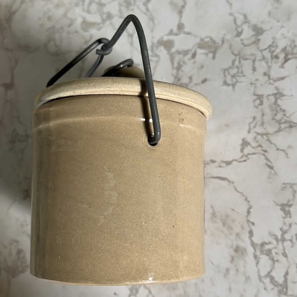 Vintage 70’s Win Schuler Restaurants cheese crock with lid - Picture 8 of 16